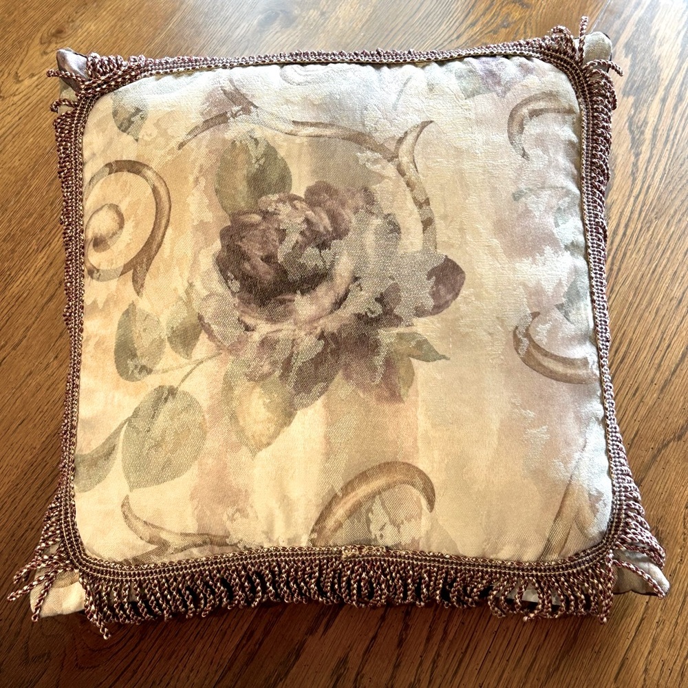 CROSCILL CHAMBORD CASSIS FRINGED PURPLE ROSES THROW PILLOW